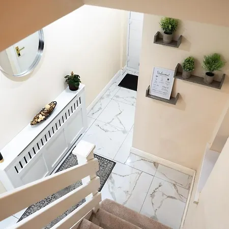 Entire Stylish House-games Room-6 Guests Capacity Holiday home Birmingham